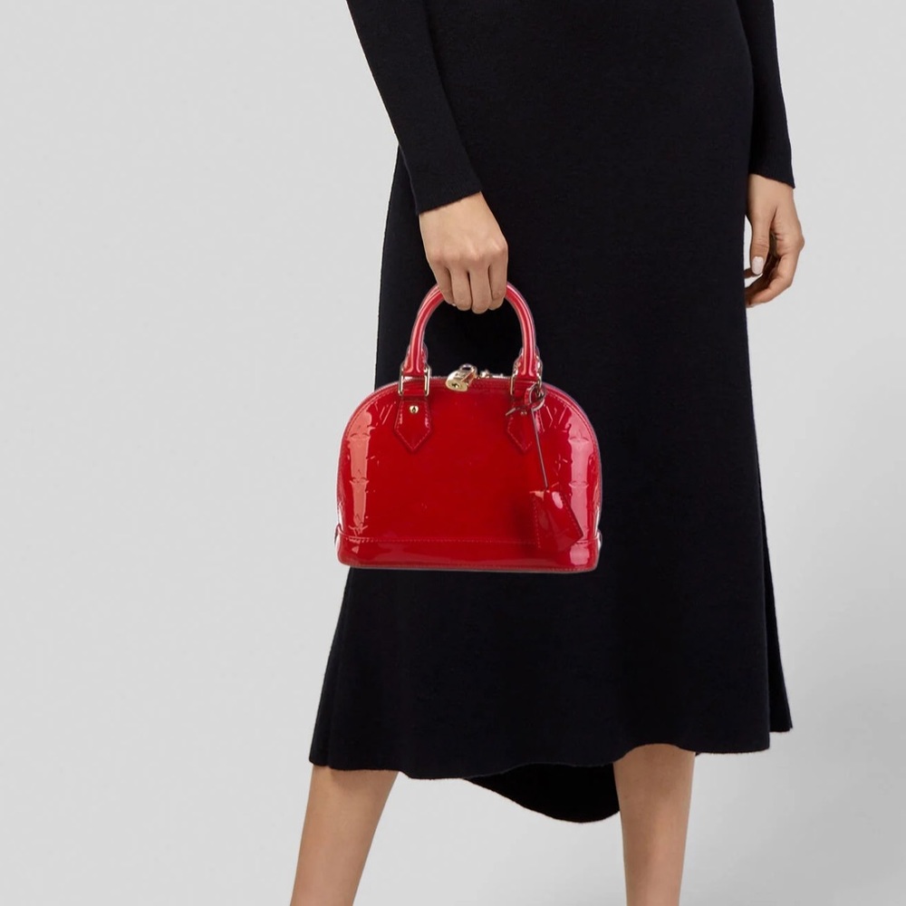 Louis Vuitton Alma bag monogram